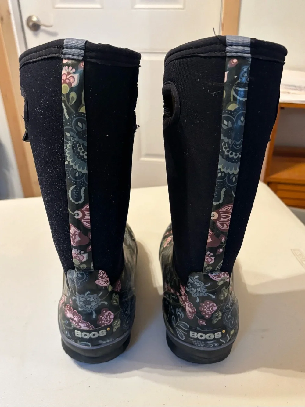 Bogs waterproof pull